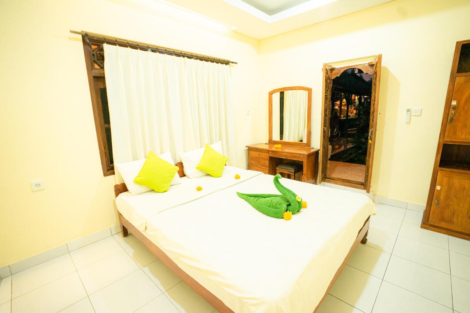 I Gusti Nyoman Oka Homestay อูบุด ภายนอก รูปภาพ