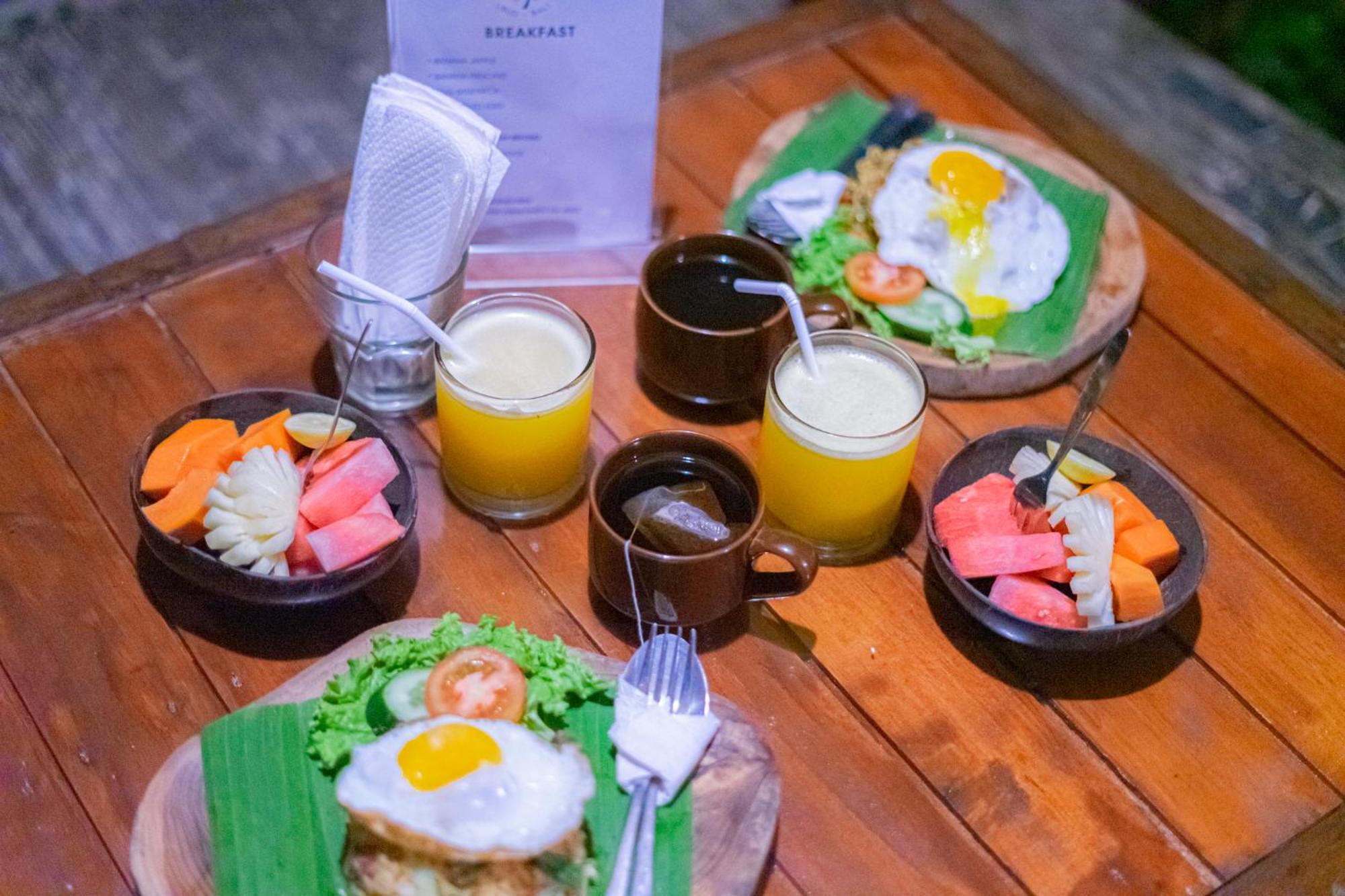 I Gusti Nyoman Oka Homestay อูบุด ภายนอก รูปภาพ
